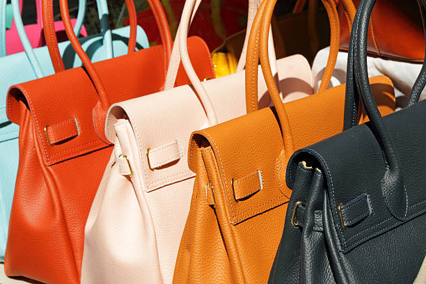 Five Factors to Consider while Purchasing Leather Bags for Women