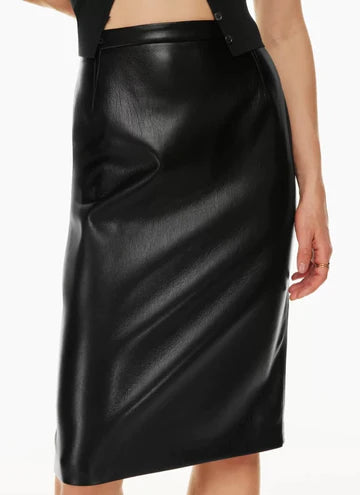 Sleek and Sassy: Women's Leather Skirts for a Fashion-forward Look