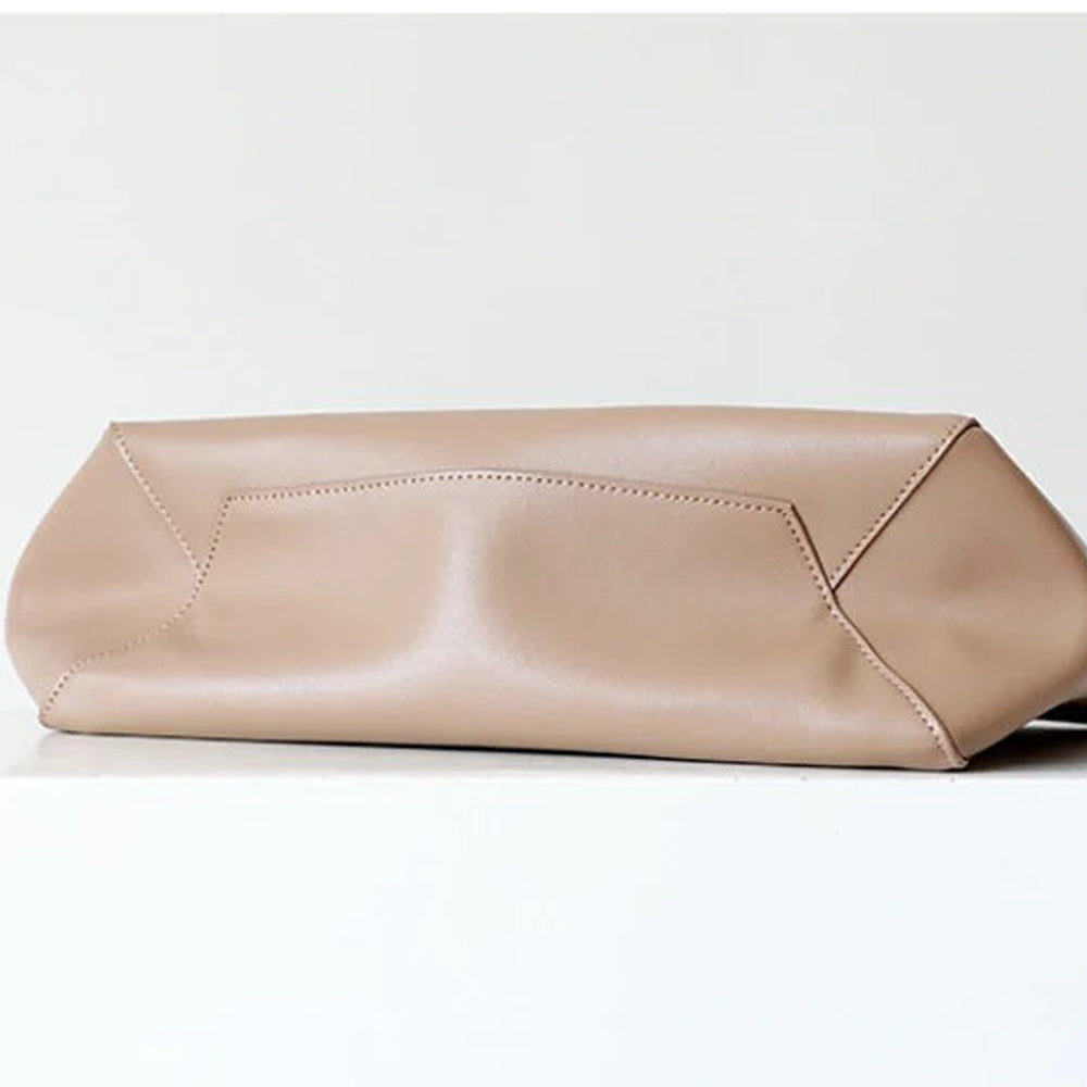 Leather Bag for Books and Tablets